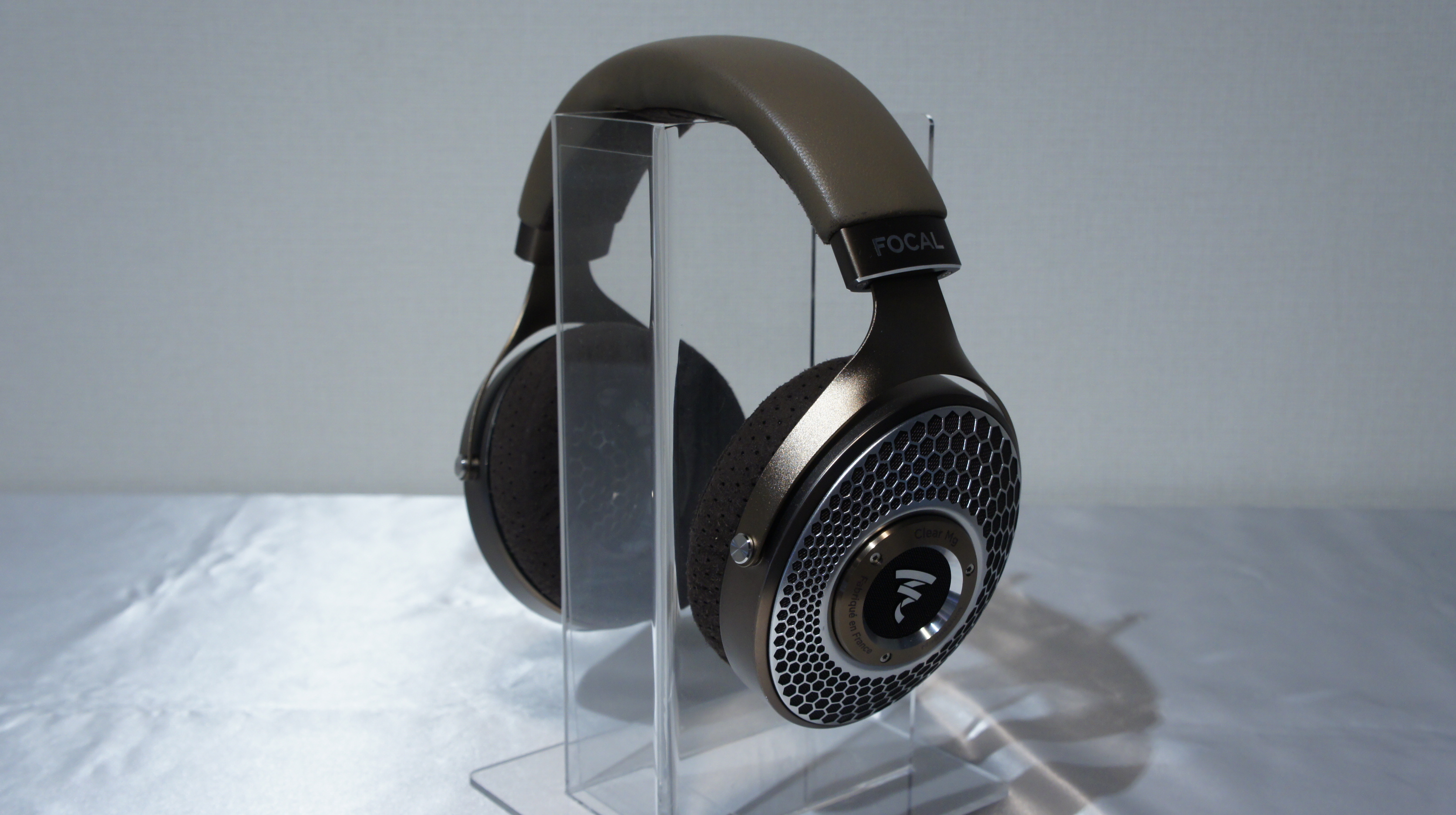 FOCAL フォーカル CLEAR MG ヘッドホン｜CAVIN 大阪屋 札幌オーディオ